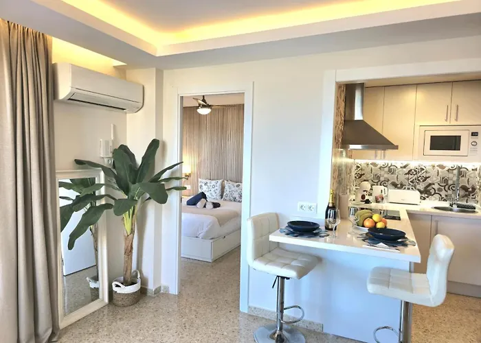 Seaview Retreat Center, With Pool And Amazing Views By Namaste Elite Torremolinos